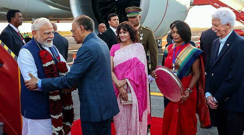 मॉरीशस पहुंचे प्रधानमंत्री मोदी, 12 मार्च को राष्ट्रीय दिवस समारोह में होंगे मुख्य अतिथि