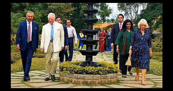 पत्नी कैमिला के साथ 3 दिन की निजी यात्रा पर बेंगलुरु आए ब्रिटेन के किंग चार्ल्स