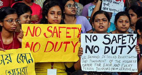 पश्चिम बंगाल: जूनियर डॉक्टरों ने फिर शुरू की हड़ताल, सुरक्षा को लेकर सरकार से असंतुष्ट