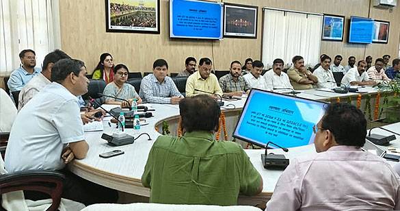 जनगणना-2027:  प्रशिक्षण कार्यशाला में चार्ज अधिकारियों को डीएम ने दि‍ए महत्वपूर्ण न‍िर्देश