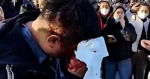 चीन: स्कूल के हॉस्टल में छात्र की मौत के बाद हिंसा भड़की, वीडियो हुए लीक